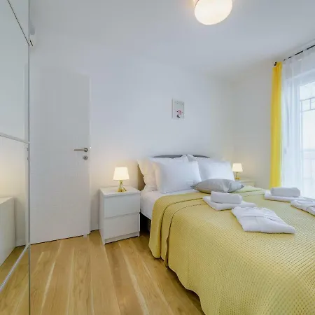 Superior Central Stay Zagabria Esterno foto